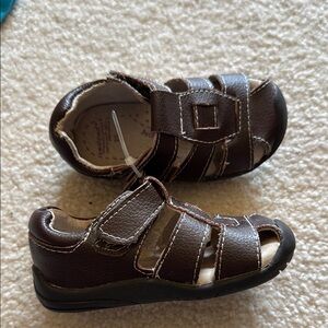 Pediped brown size 20 (5 US size) Kids Sandals
